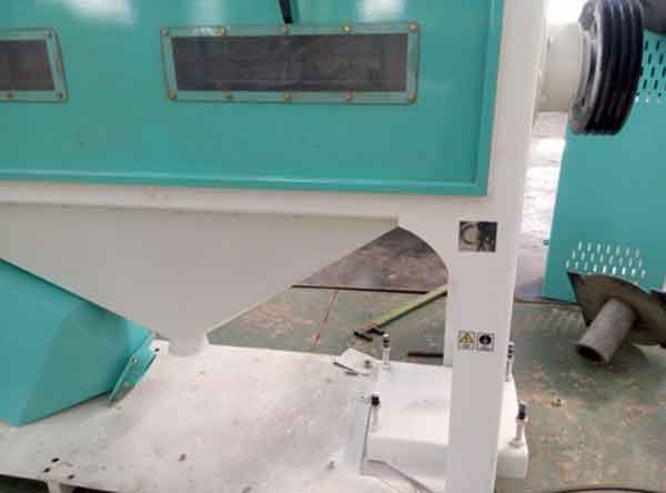 France Corn Peeling Machine Delivery 1.jpg